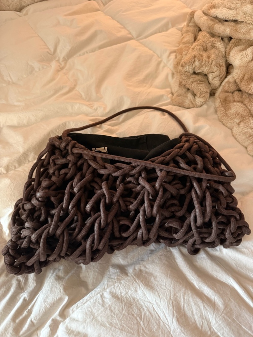 Chunky Knit Shoulder Bag in Dark Brown